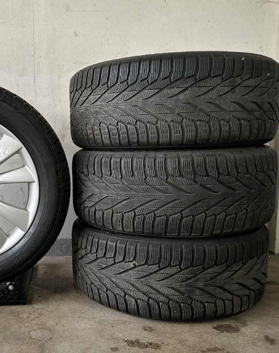lamellrehv Nokian Hakkapeliitta R2