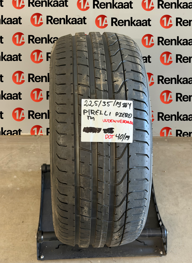suverehv Pirelli P ZERO THE HERO