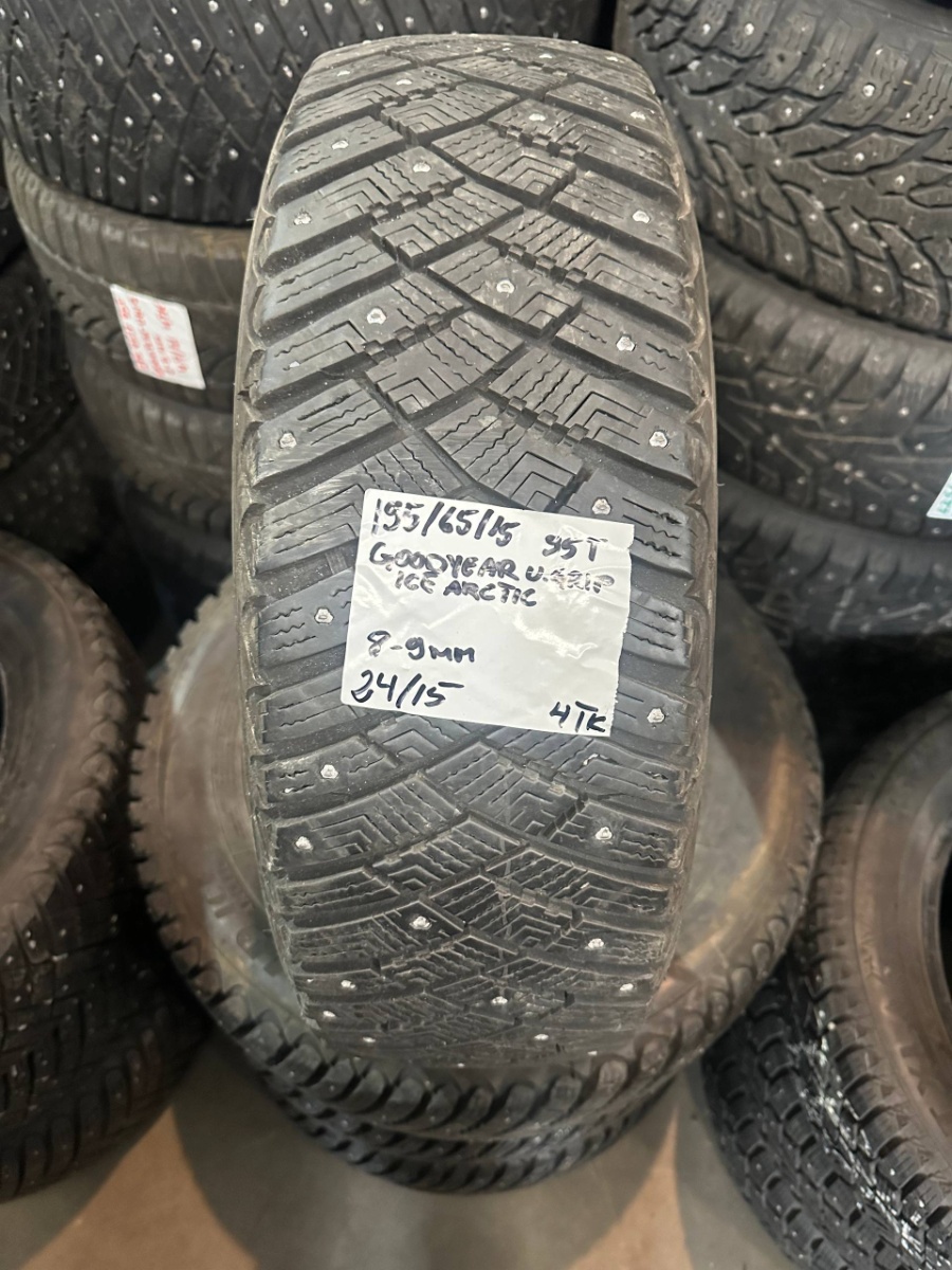 naastrehv Goodyear Ultra Grip Ice Arctic