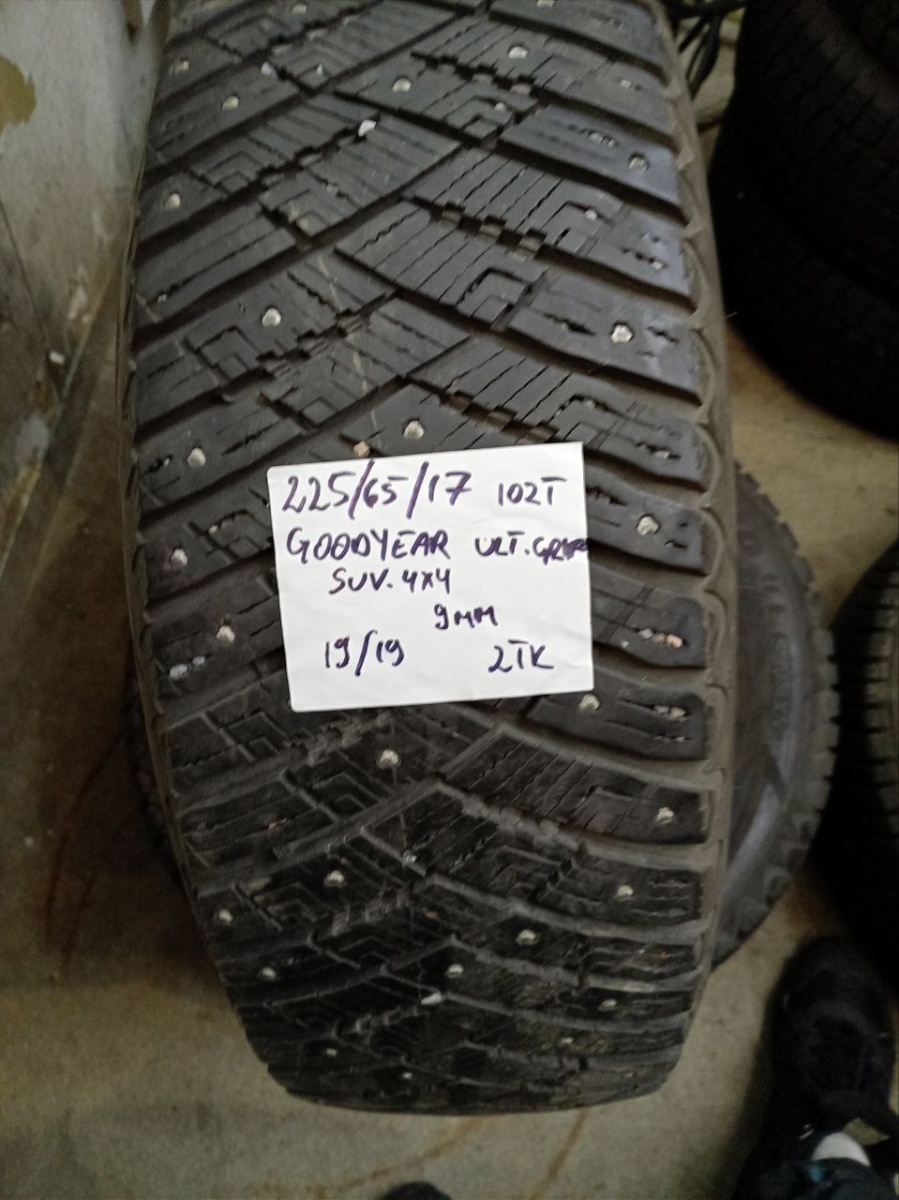 naastrehv Goodyear Ultra Grip Ice Arctic