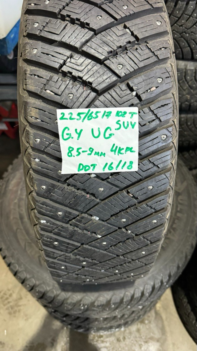 naastrehv Goodyear Ultra Grip Ice Arctic SUV DOT2016-1