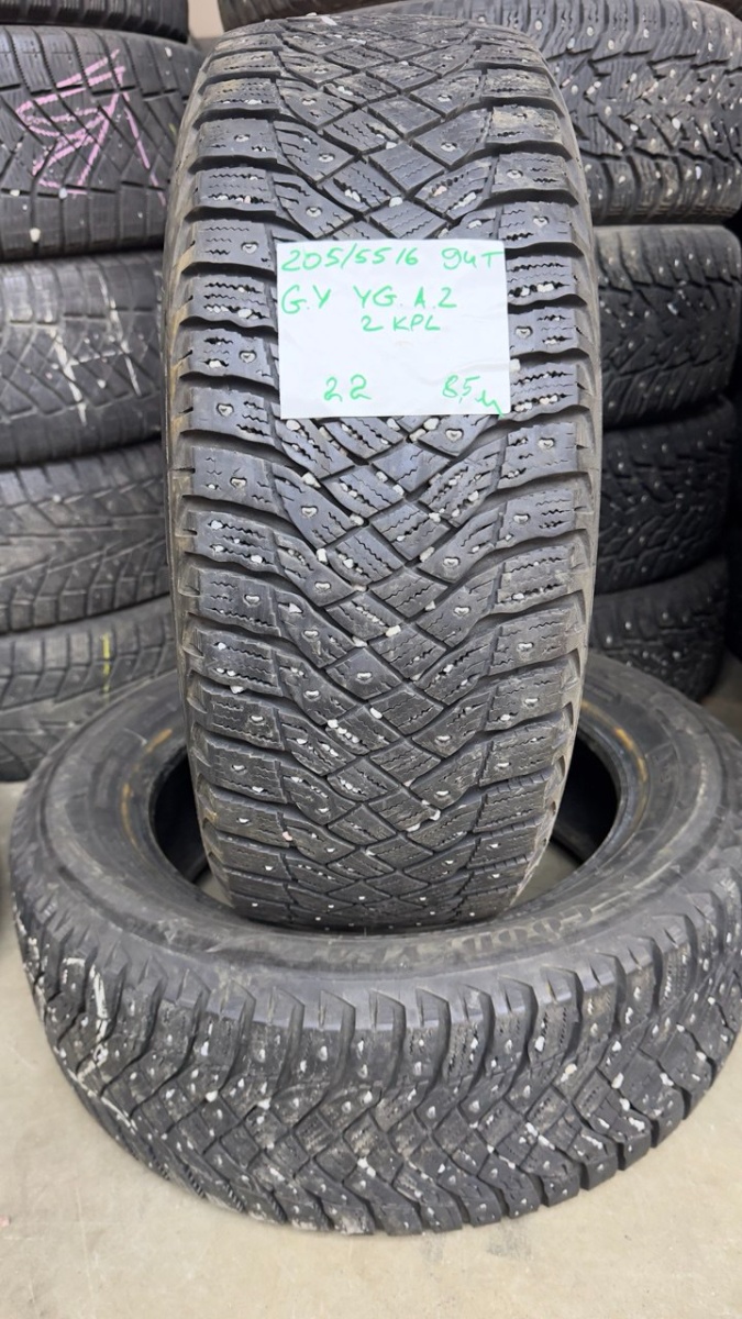 naastrehv Goodyear Ultra Grip Arctic 2