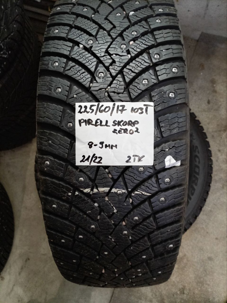 lamellrehv Pirelli Scorpion Zero 2