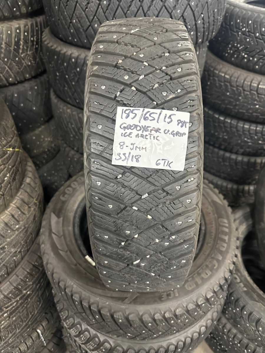 naastrehv Goodyear Ultra Grip Ice Arctic