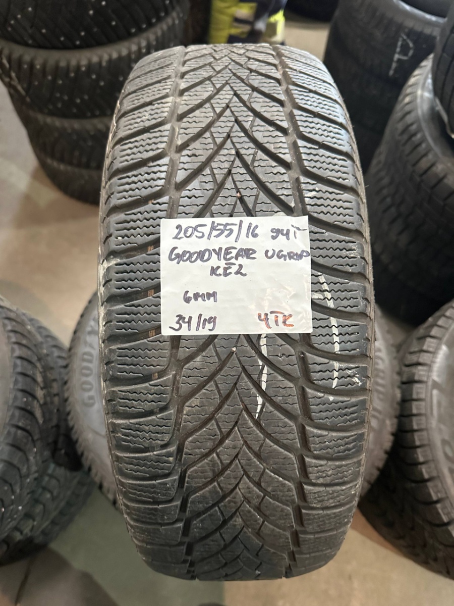 lamellrehv Goodyear UltraGrip Ice 2