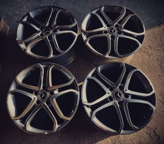 <font face='Tahoma'>vieglmetāla diski</font> Mercedes-Benz Original