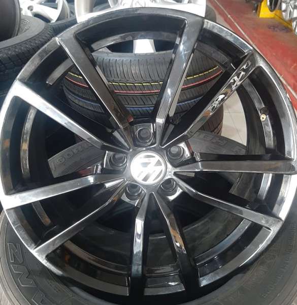 <font face='Tahoma'>vieglmetāla diski</font> VW Original