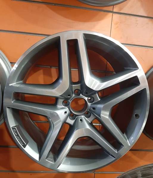 <font face='Tahoma'>vieglmetāla diski</font> Mercedes-Benz Original