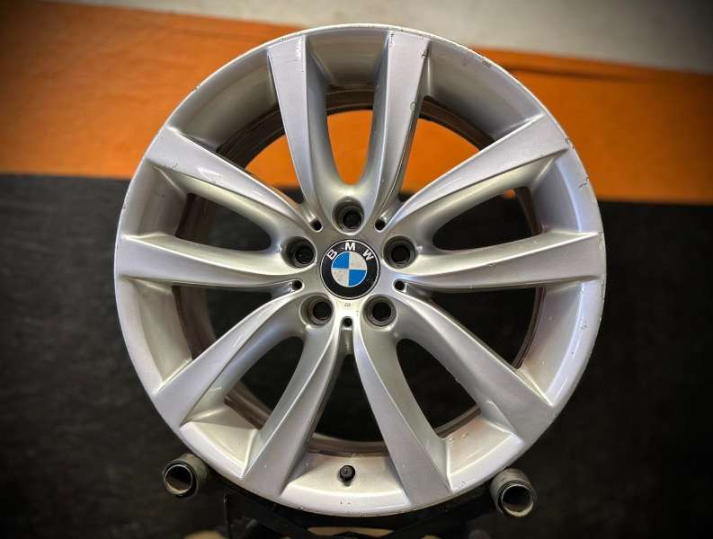 <font face='Tahoma'>vieglmetāla diski</font> BMW Original