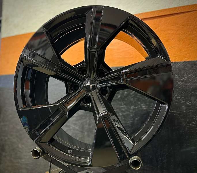 <font face='Tahoma'>vieglmetāla diski</font> Volvo Polestar  DEMO