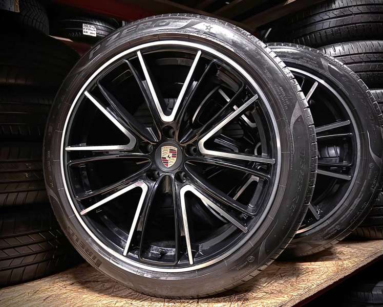 <font face='Tahoma'>vieglmetāla diski</font> Porsche Panamera DEMO