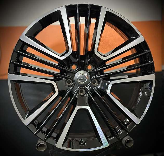<font face='Tahoma'>vieglmetāla diski</font> Volvo Original