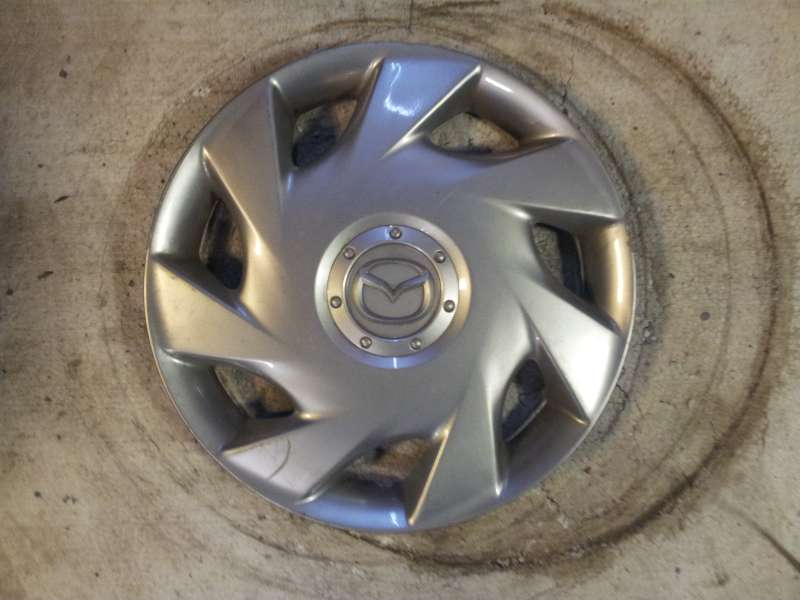 <font face='Tahoma'>riteņu pārsegi</font> Mazda Originaal