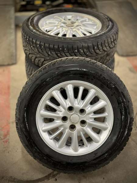 <font face='Tahoma'>vieglmetāla diski</font> Chrysler Original