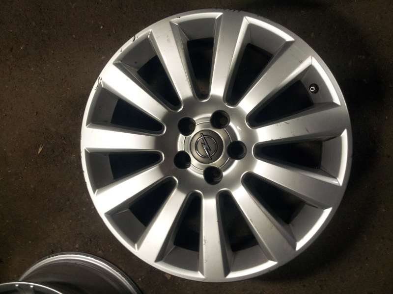 <font face='Tahoma'>vieglmetāla diski</font> Opel Originaal