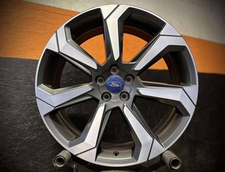 <font face='Tahoma'>vieglmetāla diski</font> Ford Original