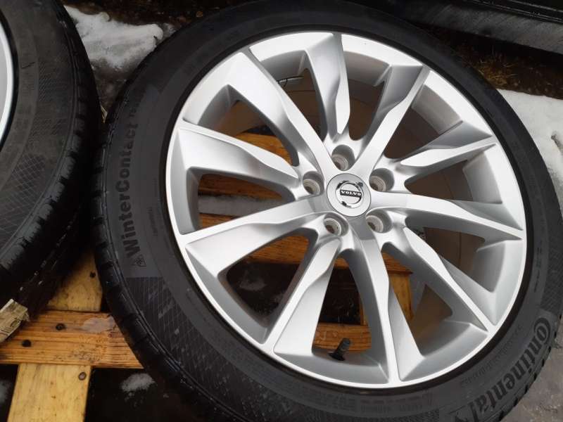 <font face='Tahoma'>vieglmetāla diski</font> Volvo Original