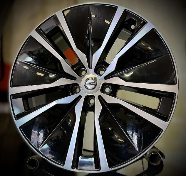 <font face='Tahoma'>vieglmetāla diski</font> Volvo Original (DEMO)