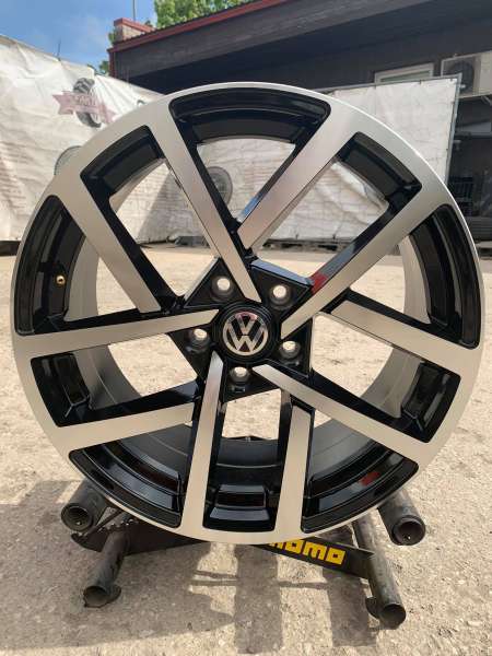 <font face='Tahoma'>vieglmetāla diski</font> VW Original