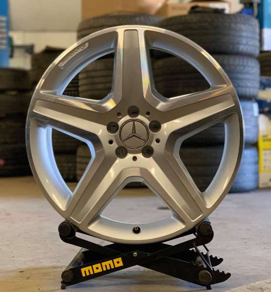 <font face='Tahoma'>vieglmetāla diski</font> Mercedes Benz Originaal