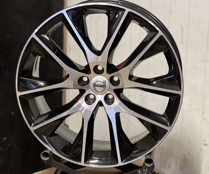 <font face='Tahoma'>vieglmetāla diski</font> Volvo Original