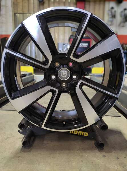 <font face='Tahoma'>vieglmetāla diski</font> Jaguar Original