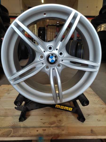 <font face='Tahoma'>vieglmetāla diski</font> BMW Original