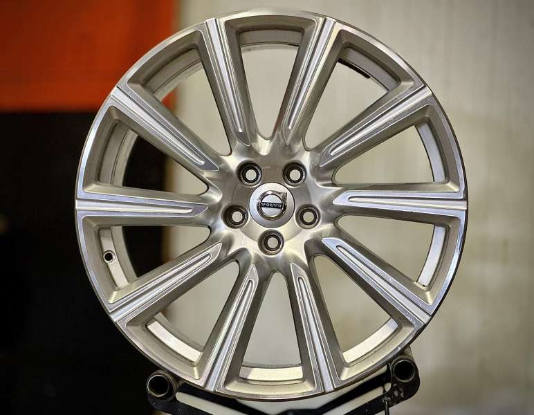 <font face='Tahoma'>vieglmetāla diski</font> Volvo Volvo originaal
