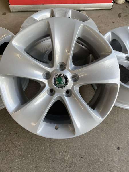 <font face='Tahoma'>vieglmetāla diski</font> Skoda Originaal